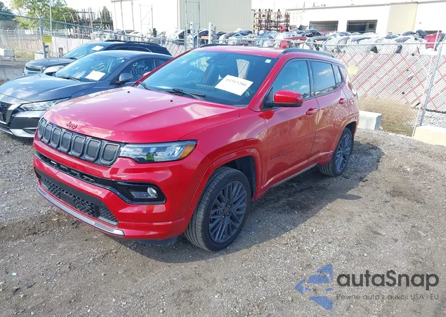 3C4NJDCB9NT157611: 43313280