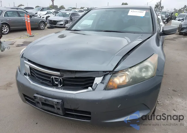 1HGCP2F40AA189549: 43313302