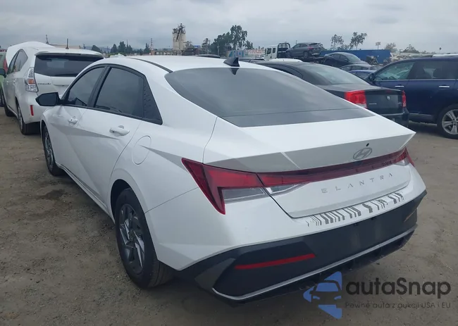 KMHLM4DG4RU806568: 43312356