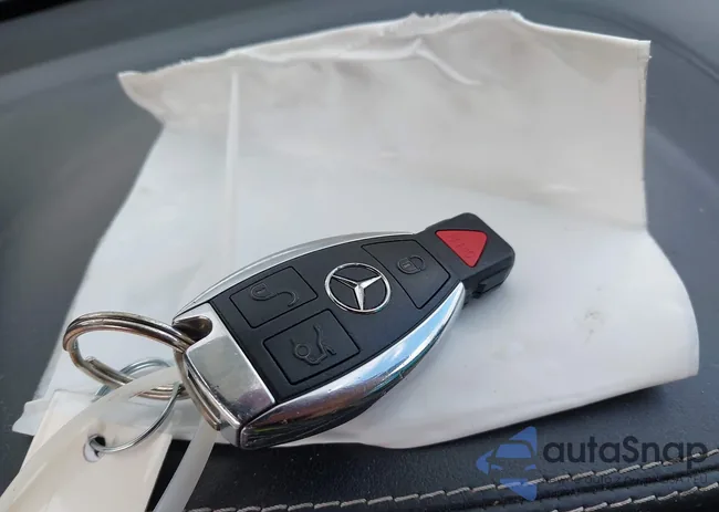 4JGDA5JB0EA311825: 43312401