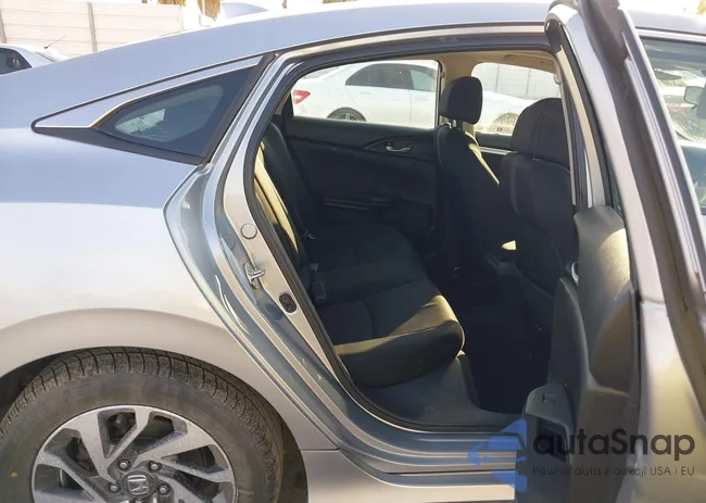 19XFC2F82JE202521: 43312494