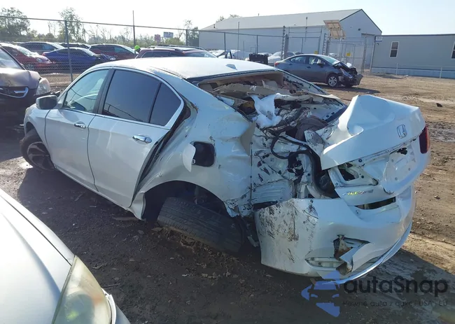 1HGCR2F84GA007681: 43312609