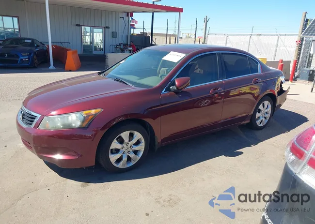 1HGCP2F70AA143536: 43313895