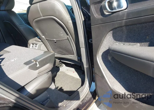 YV4L12UK9R2226859: 43313933