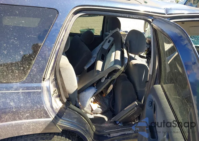 4F2YZ94194KM31866: 43313982