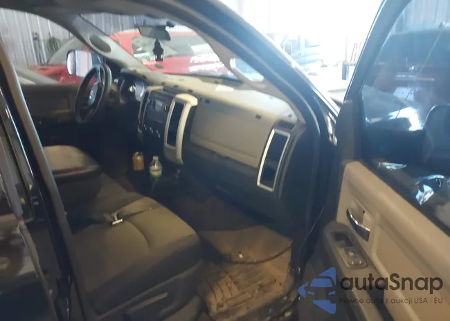 3C6UD5DL9CG304586: 43314006