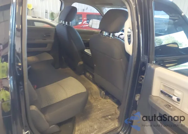 3C6UD5DL9CG304586: 43314006