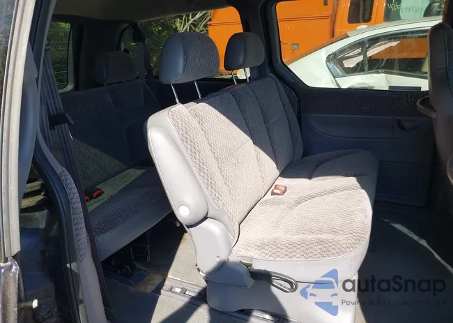 2B4GP44G3WR688466: 43314028