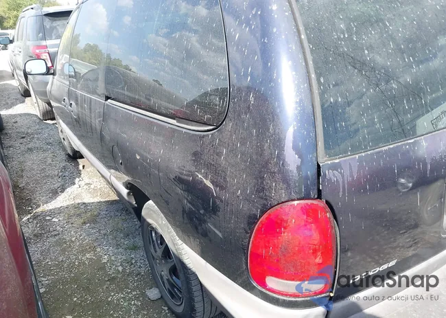 2B4GP44G3WR688466: 43314028