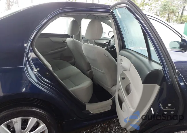 2T1BU4EE8DC071998: 43313442