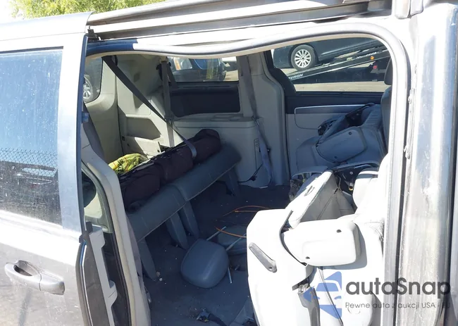 2V4RW3D15AR236635: 43313537