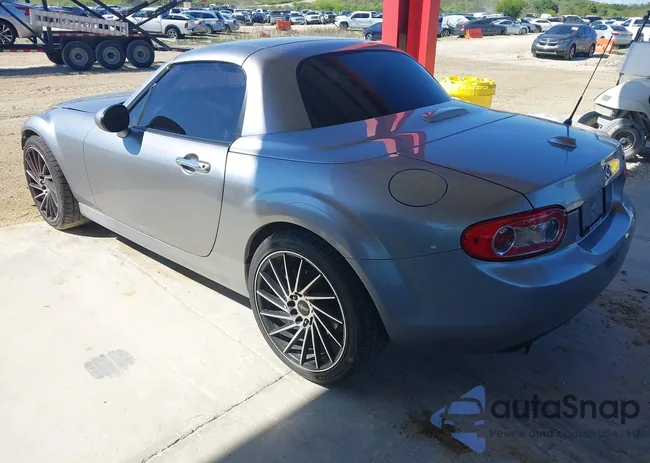 JM1NC2PF0B0218574: 43313557