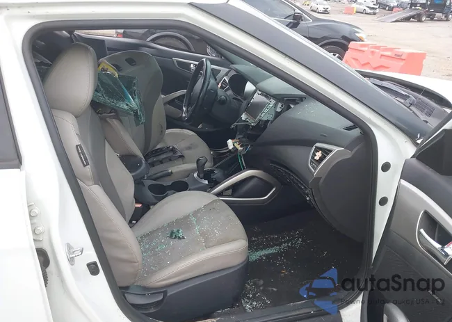 KMHTC6AD0DU155604: 43314820