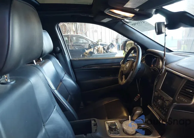 1C4RJFCG5JC393221: 43314905