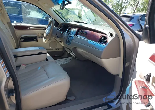 1LNHM81W93Y630836: 43315325