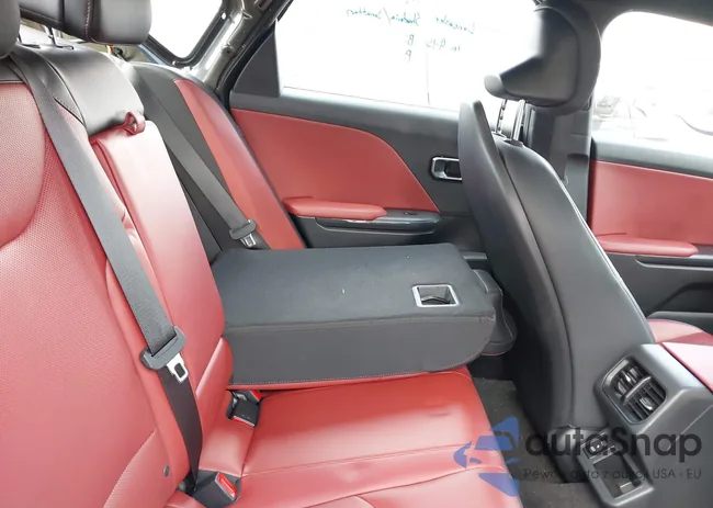 3KPFW4DC8SE108381: 43315338