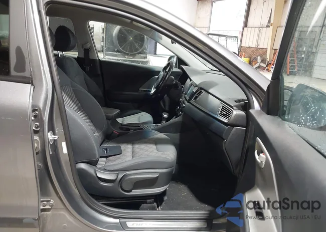 KNDCB3LC3H5073876: 43314517