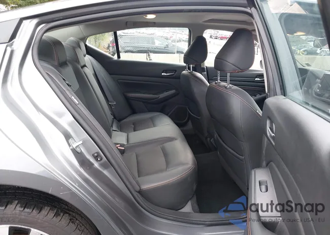 1N4BL4CW7LC171182: 43314698