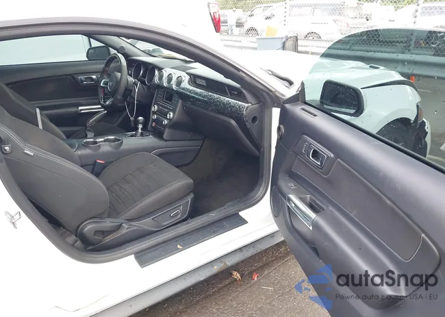 1FA6P8CF0G5260941: 43315780