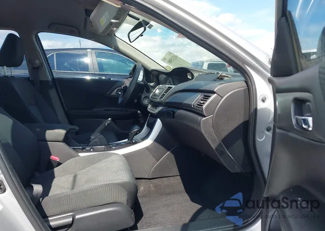 1HGCR2F37FA069353: 43315800