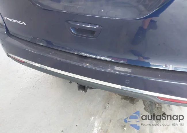 2C4RC1EG5JR271203: 43315894