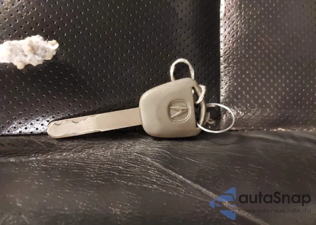 JH4CU2F48CC030212: 43315955