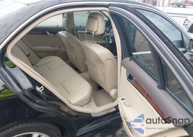 WDDGF8BB8CR195281: 43316051