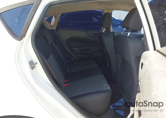 3FADP4TJ9HM121553: 43315355