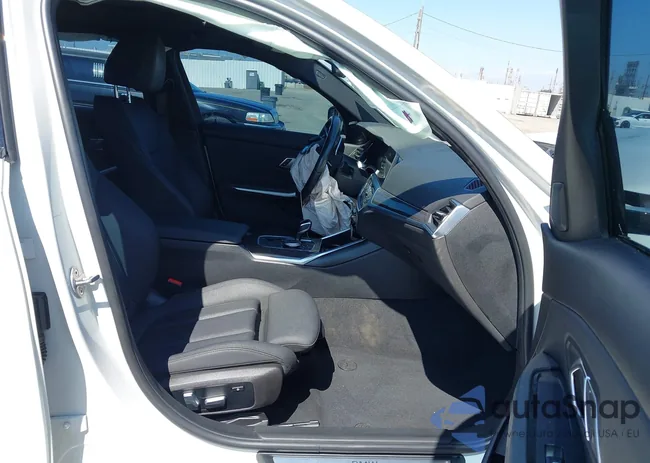 3MW5R1J00L8B18945: 43315714