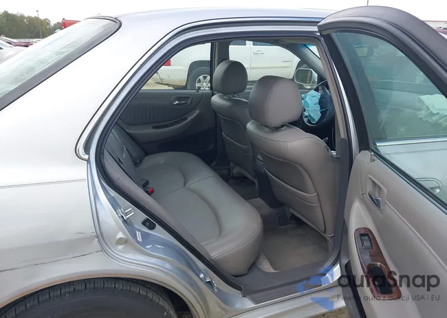 1HGCG16551A042419: 43315744