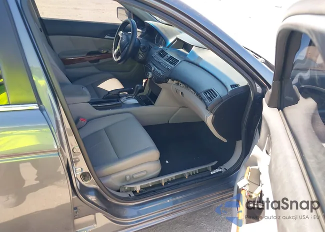 1HGCP2F80BA145524: 43315745