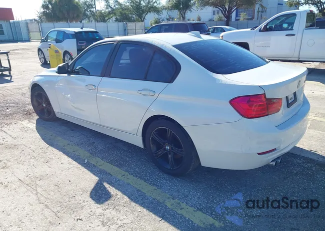 WBA3A5G52DNP24674: 43317037