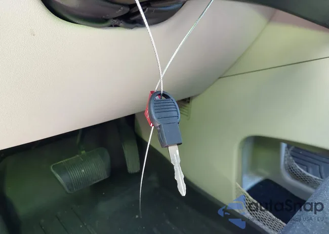 2C4RDGCG9CR406138: 43317172