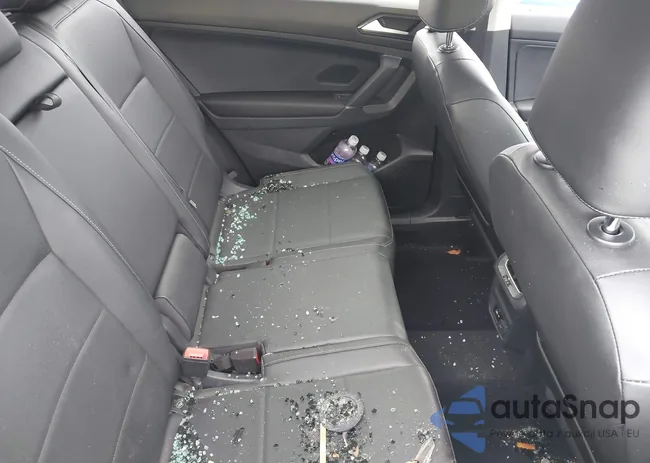 3VV3B7AX7JM055685: 43316567