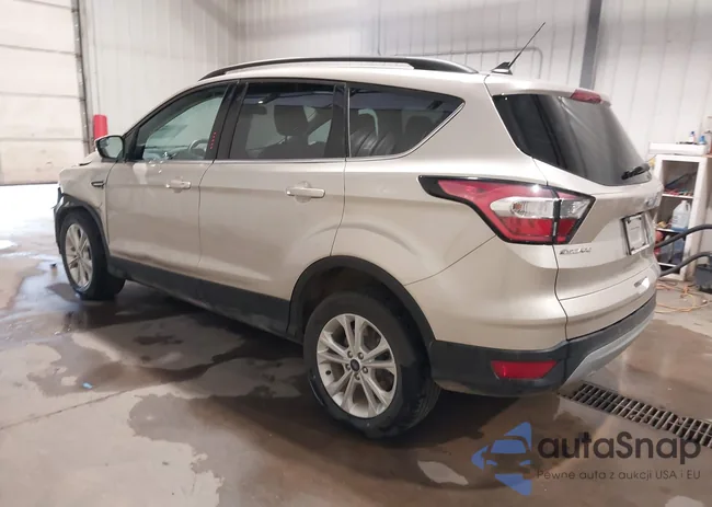 1FMCU9HD1JUC70731: 43316674