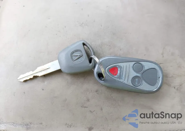 19UUA66296A053102: 43316744