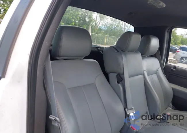 1FTMF1EM1EKG34950: 43317738