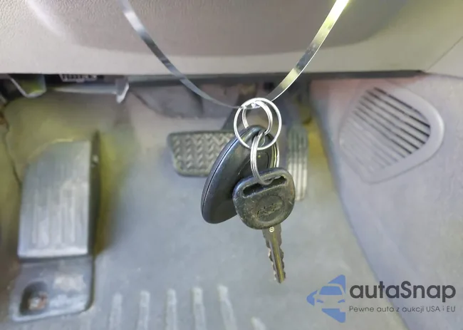 1GNKVFED5HJ136873: 43317761