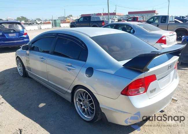 2HGFA15898H354281: 43317788