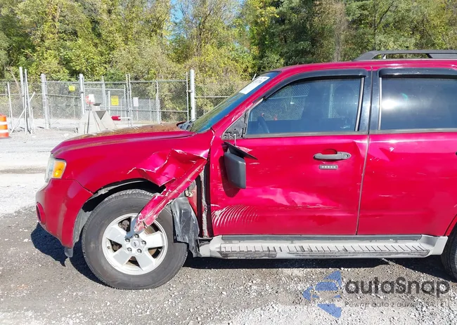 1FMCU9DG0BKB51064: 43317798