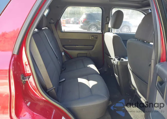 1FMCU9DG0BKB51064: 43317798