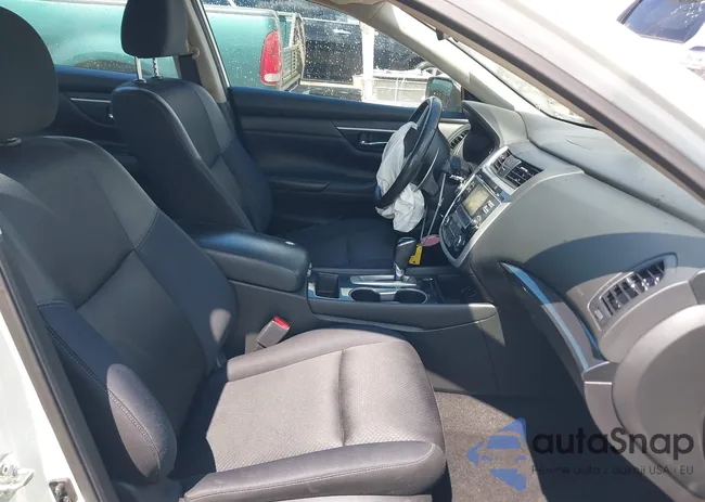 1N4AL3AP3JC283170: 43317945