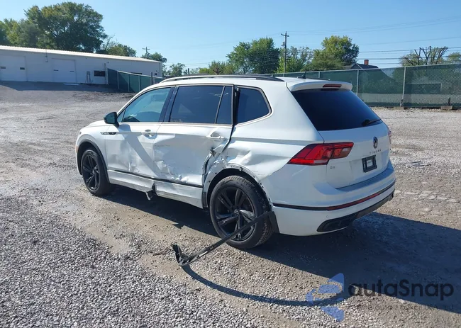 3VV8B7AX7RM232690: 43317979