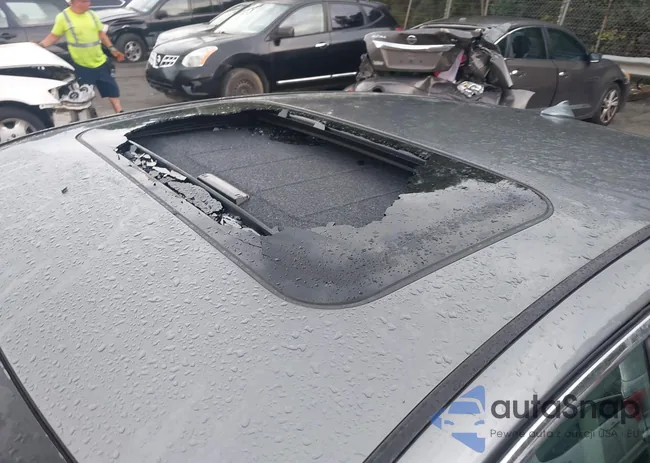 JN1EV7AP5JM357022: 43318010