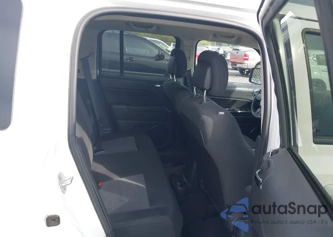 1C4NJRBB8GD542438: 43318016