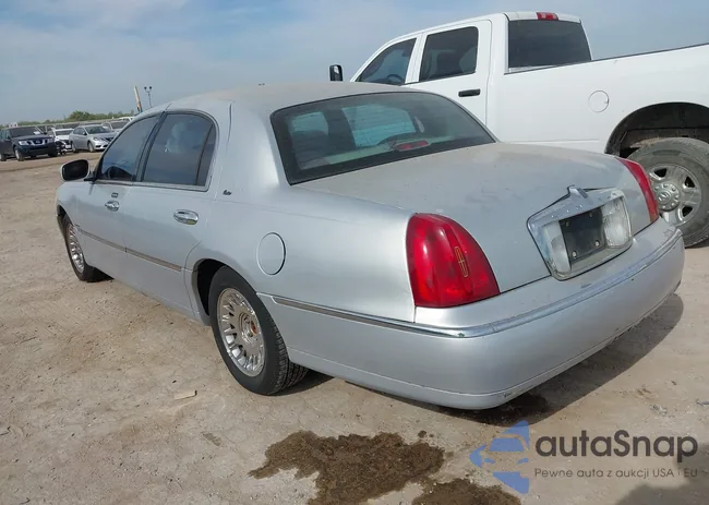 1LNHM83W3XY654925: 43318030