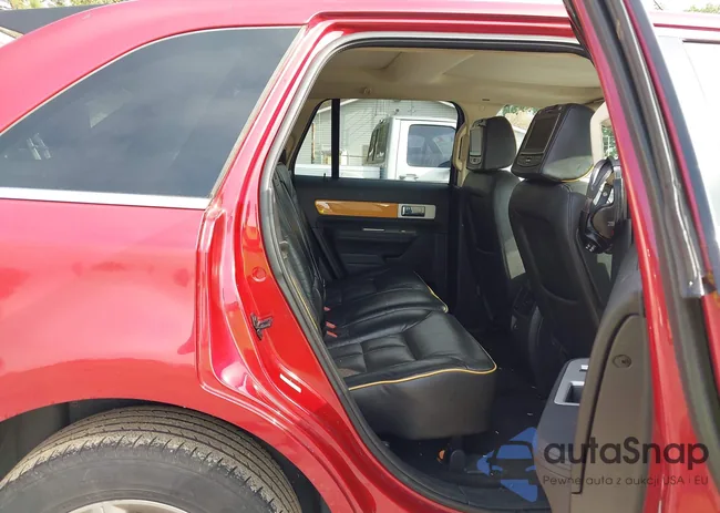 2LMDU68C08BJ30376: 43318047