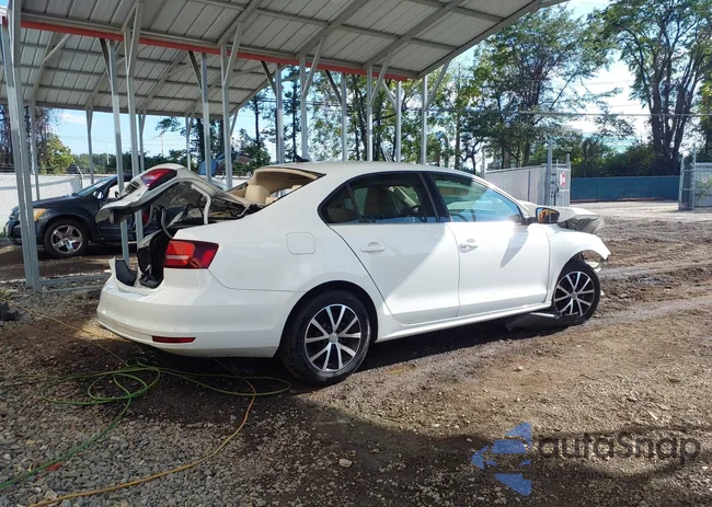 3VWDB7AJXJM240793: 43318068