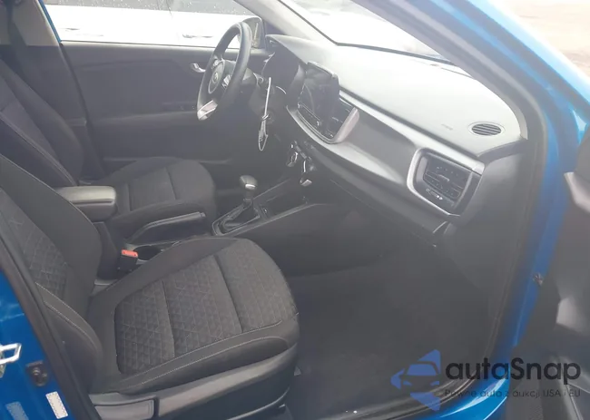 3KPA24AD4ME365737: 43318095