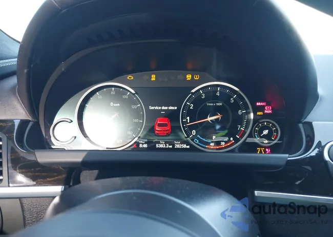 WBA6B4C58FD760839: 43318147